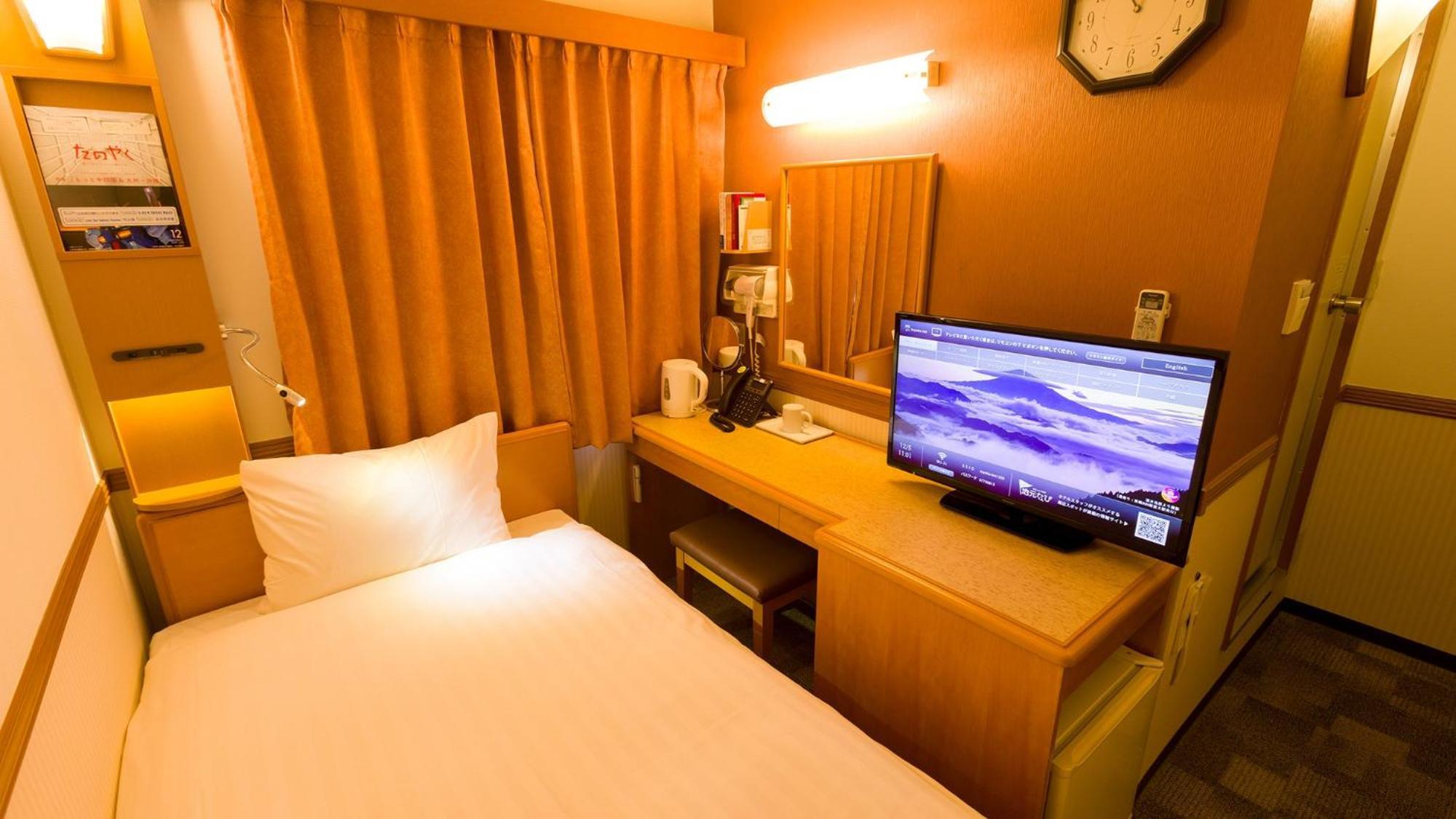 Toyoko Inn Hamamatsu Eki Kita Guchi Room photo